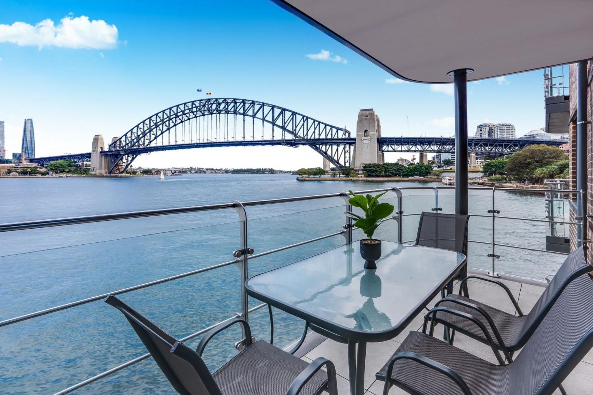 Iconic Harbour Views Apartment *